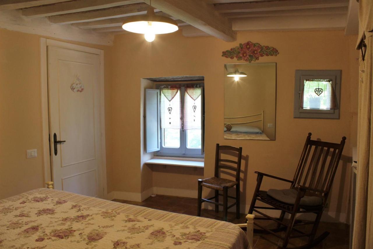 B&B Paradiso Gubbio Bagian luar foto