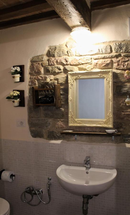 B&B Paradiso Gubbio Bagian luar foto